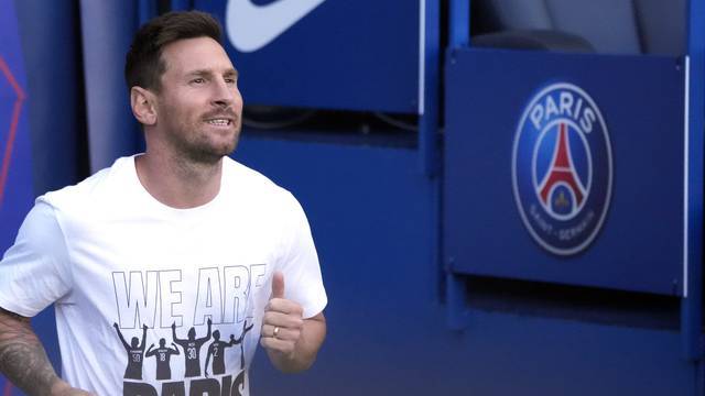 Lionel Messi se contagia de Covid-19