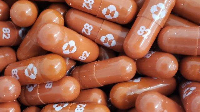 Bélgica acuerda comprar 10,000 dosis de píldoras contra Covid-19 de Pfizer y Merck