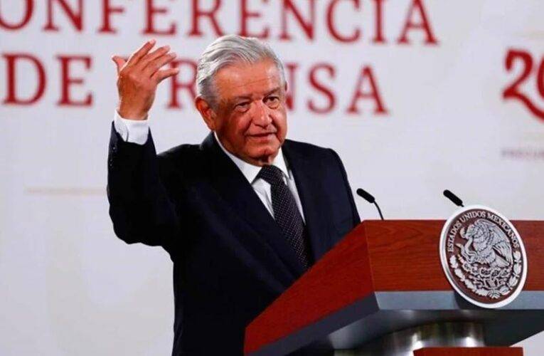 AMLO llama a oposición seleccionar a su candidato para 2024.