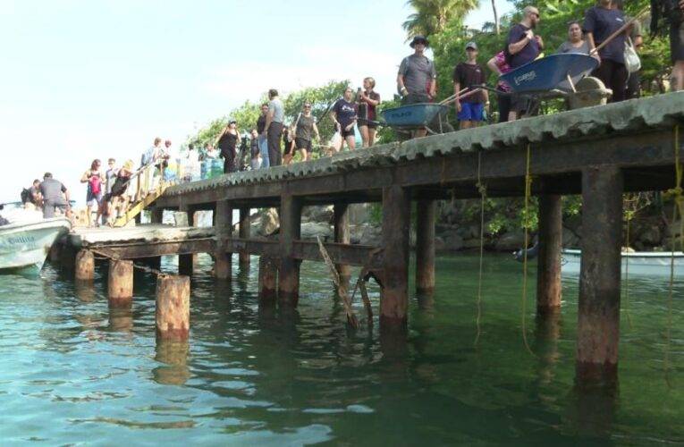 Michel y alcalde de Cabo Corrientes buscan solución a muelle.