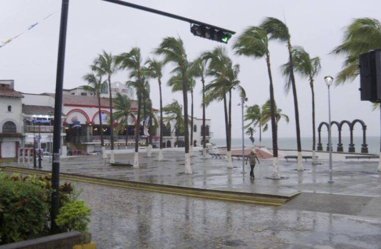 En octubre sin grandes huracanes en la región; meteorólogo Cornejo .